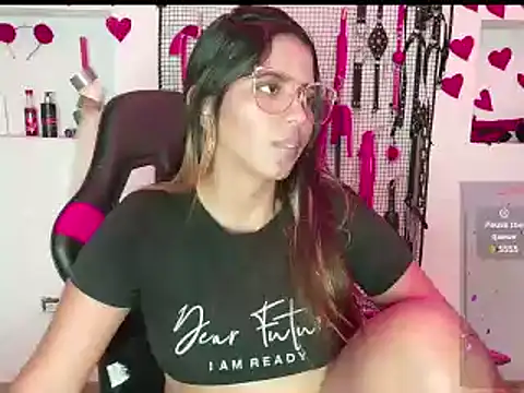 Snapshot of Megaan_Greey chatting on 03-16-25, 06:55 Megaan Greey online show from 03-16-25, 06:55