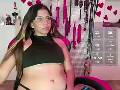 Snapshot of Megaan_Greey chatting on 03-22-25, 12:39 Megaan Greey online show from 03-22-25, 12:39