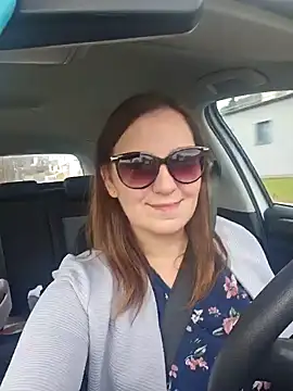 Snapshot of AmazingCurvy chatting on 12-18-24, 01:23 AmazingCurvy online show from 12-18-24, 01:23