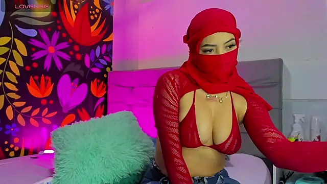 Sweet hot mia online show from 02-25-25, 07:47