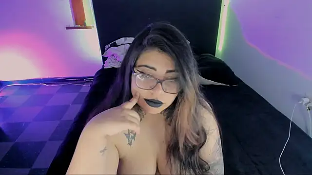 devilfoxtwo online show from 02-19-25, 04:12