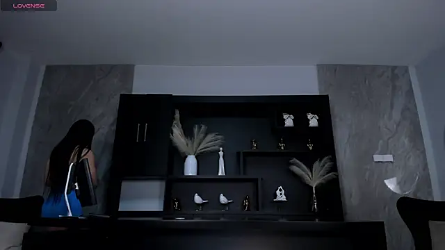 KatieNolan 1 online show from 11-18-25, 07:40