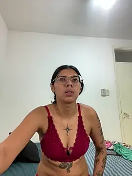 Argentiiniita online show from 02-02-25, 01:41