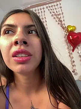 Argentiiniita online show from 02-12-25, 09:22