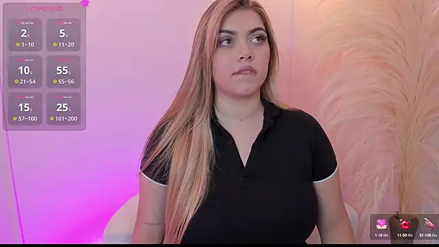 thaliafox  online show from 03-15-25, 07:42