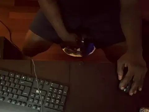 Snapshot of Pressure69mee chatting on 01-22-25, 05:48 Pressure69mee online show from 01-22-25, 05:48