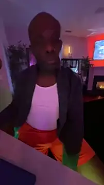 Snapshot of Pressure69mee chatting on 01-29-25, 02:30 Pressure69mee online show from 01-29-25, 02:30