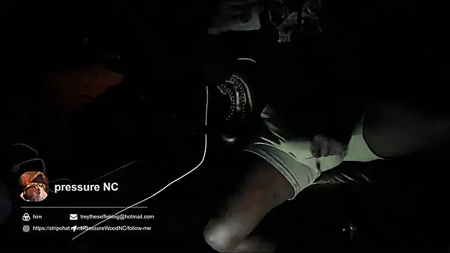 Snapshot of Pressure69mee chatting on 01-30-25, 12:27 Pressure69mee online show from 01-30-25, 12:27