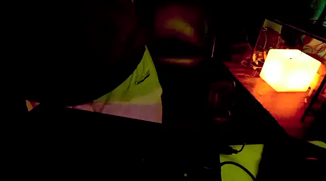 Snapshot of Pressure69mee chatting on 02-07-25, 02:04 Pressure69mee online show from 02-07-25, 02:04