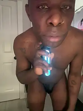 Snapshot of Pressure69mee chatting on 02-08-25, 01:11 Pressure69mee online show from 02-08-25, 01:11