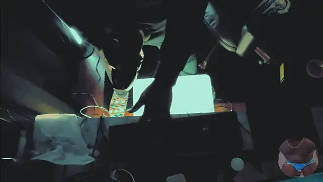 Snapshot of Pressure69mee chatting on 03-01-25, 04:47 Pressure69mee online show from 03-01-25, 04:47