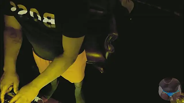 Snapshot of Pressure69mee chatting on 03-04-25, 04:49 Pressure69mee online show from 03-04-25, 04:49