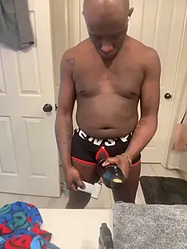 Snapshot of Pressure69mee chatting on 03-11-25, 07:37 Pressure69mee online show from 03-11-25, 07:37