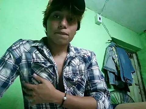 Snapshot of ruygw chatting on 12-08-24, 09:02 ruygw online show from 12-08-24, 09:02