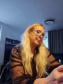 MariaRichi  online show from 02-26-25, 07:20