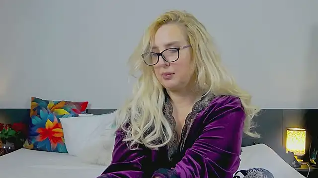 MariaRichi  online show from 02-27-25, 04:10