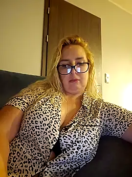 MariaRichi  online show from 03-16-25, 07:49