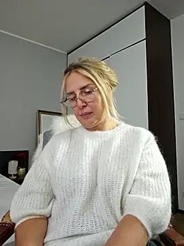 MariaRichi  online show from 01-16-26, 02:43