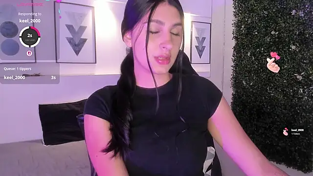 Ashley Evans18 online show from 01-08-26, 12:29