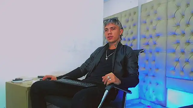 HannibalLester online show from 02-02-25, 04:15