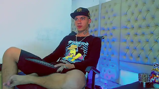 HannibalLester online show from 02-02-25, 05:48