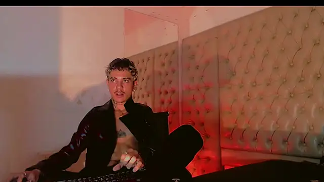 HannibalLester online show from 02-17-25, 10:58