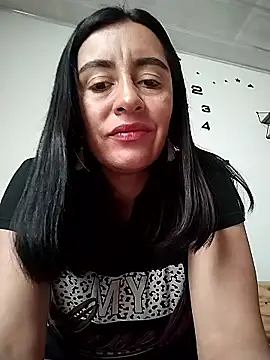 Snapshot of hailey85 chatting on 01-17-26, 02:55 hailey85 online show from 01-17-26, 02:55