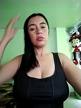 Snapshot of hailey85 chatting on 02-03-26, 09:42 hailey85 online show from 02-03-26, 09:42