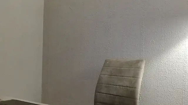 Snapshot of desiree1981 chatting on 03-18-25, 06:48 desiree1981 online show from 03-18-25, 06:48