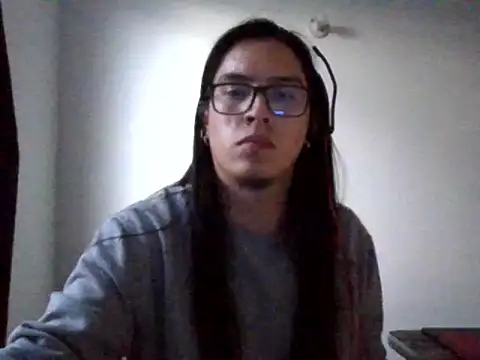 Snapshot of Pitton031 chatting on 11-24-25, 10:42 Pitton031 online show from 11-24-25, 10:42