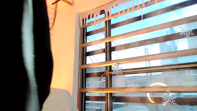 NYX1126 online show from 12-04-25, 01:31