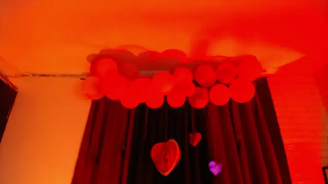 Snapshot of NYX1126 chatting on 02-12-26, 11:38 NYX1126 online show from 02-12-26, 11:38