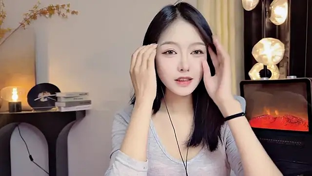 xiaodaibabyy online show from 02-16-25, 02:00