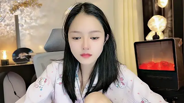 xiaodaibabyy online show from 02-20-25, 04:25