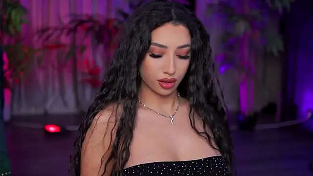 GinaValentinna online show from 09-18-25, 07:16