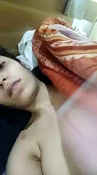 Snapshot of InLero chatting on 01-19-25, 04:33 InLero online show from 01-19-25, 04:33