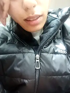 Snapshot of InLero chatting on 01-28-25, 03:14 InLero online show from 01-28-25, 03:14