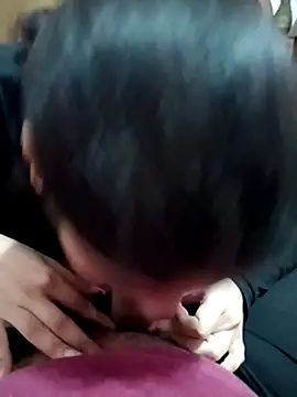 Snapshot of InLero chatting on 02-19-25, 08:33 InLero online show from 02-19-25, 08:33