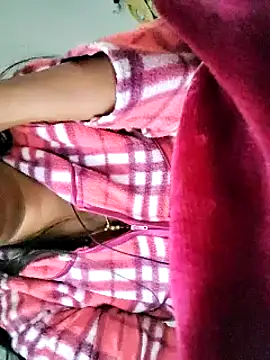 Snapshot of lovelyruhi chatting on 12-27-24, 10:55 lovelyruhi online show from 12-27-24, 10:55