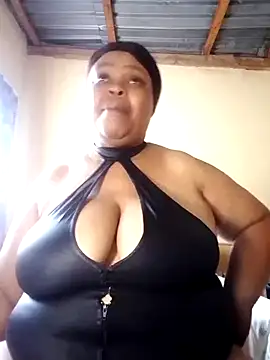 Snapshot of 9voluptiustits chatting on 02-06-25, 09:00 9voluptiustits online show from 02-06-25, 09:00