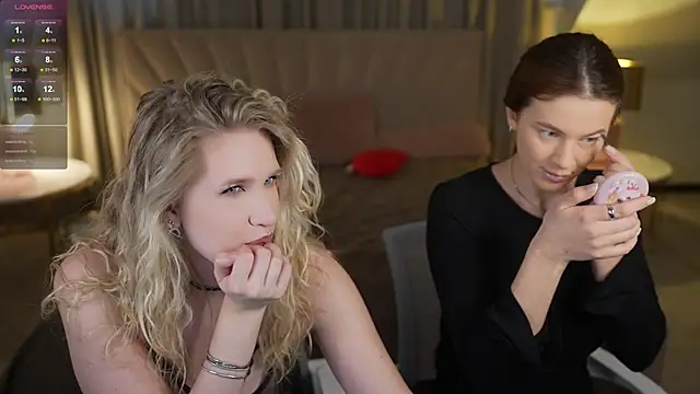 Julia  Star  online show from 03-27-26, 04:29