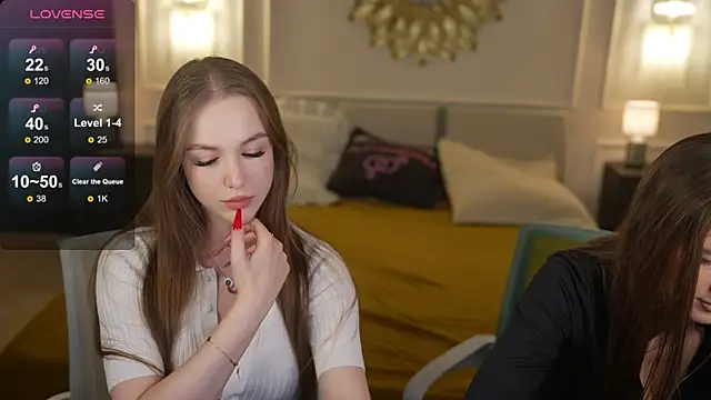 Julia  Star  online show from 03-31-26, 06:41