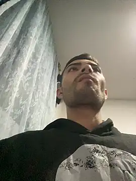 Jestebanano online show from 03-06-26, 04:31