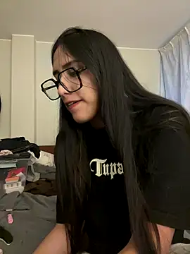 AleFantasy0001 online show from 10-09-25, 01:14