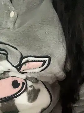 Snapshot of Lina-lolo chatting on 03-09-25, 05:44 Lina-lolo online show from 03-09-25, 05:44