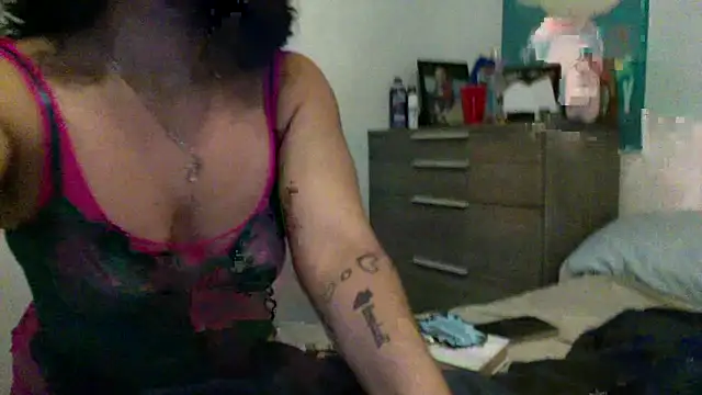 Snapshot of princessbaby777 chatting on 05-15-26, 02:29 princessbaby777 online show from 05-15-26, 02:29