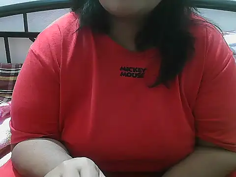 Snapshot of Queen_of_boobs01 chatting on 12-03-25, 09:24 Queen of boobs01 online show from 12-03-25, 09:24