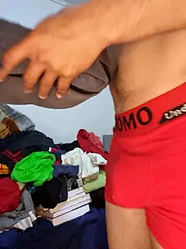 Snapshot of coqueto1210 chatting on 10-12-25, 05:01 coqueto1210 online show from 10-12-25, 05:01