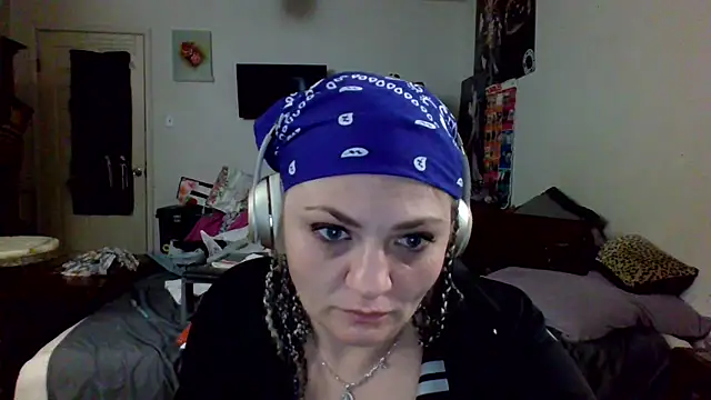 Snapshot of sophiarica chatting on 03-19-26, 04:27 sophiarica online show from 03-19-26, 04:27