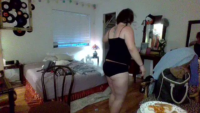 sophiarica online show from 05-12-26, 12:52